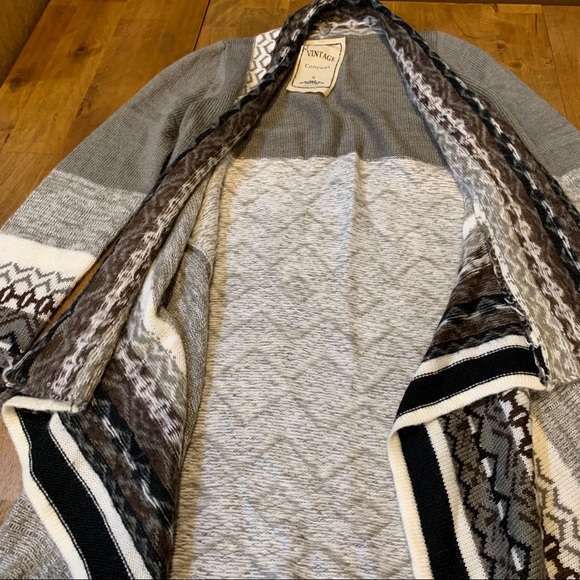 Vintage Concept Warm Fair Isle Fuzzy Knit Duster - Picture 7 of 9